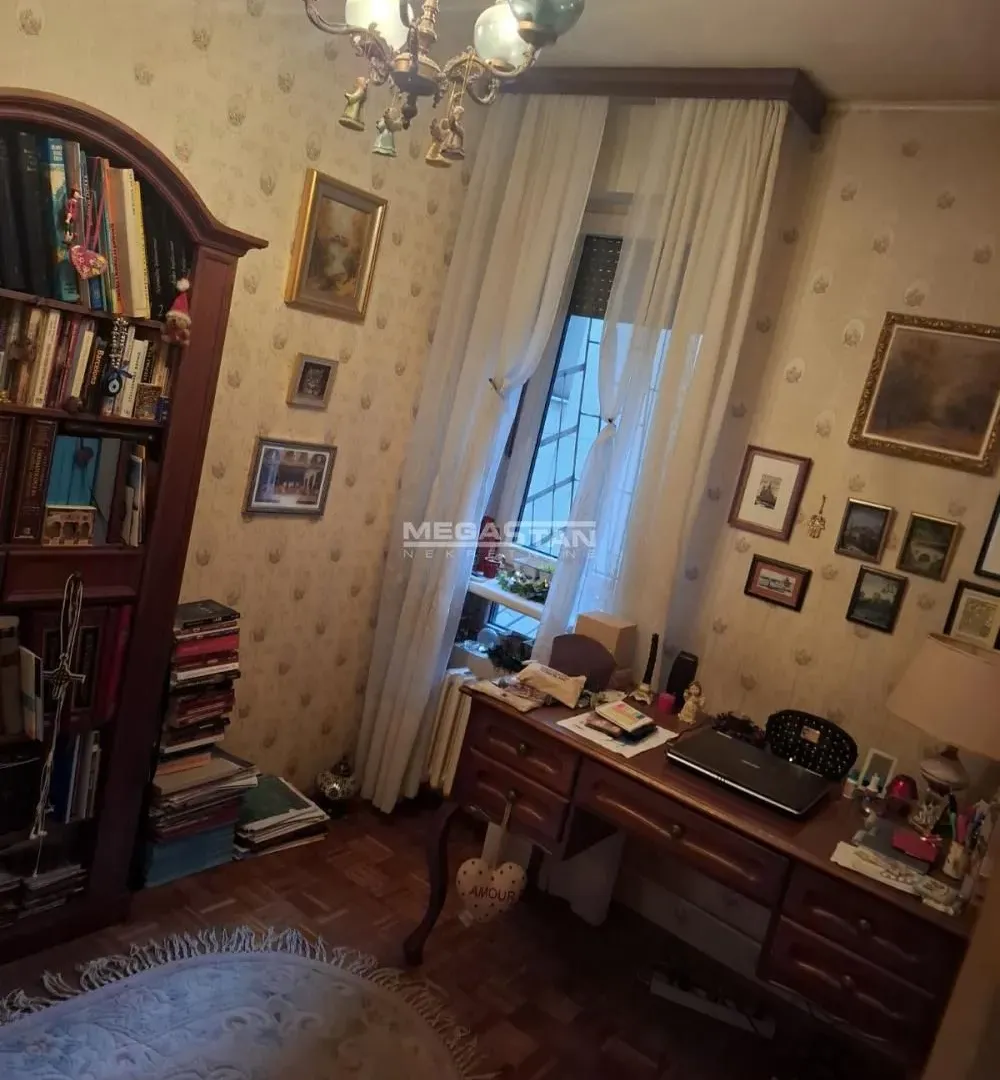Sale, two bedroom apartment, 73m², Vračar Sve Podlokacije, Beograd