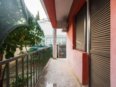 Izdavanje, poslovni prostor, 90m², Gorica C, Podgorica - image 12