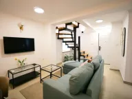Rent, two bedroom apartment, 135m², Stari Grad, Budva - image 1