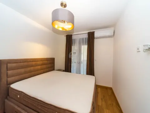 Izdavanje, jednosoban stan, 47m², City Kvart, Podgorica - image 5