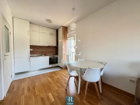 Izdavanje, dvosoban stan, 60m², Stari Aerodrom, Podgorica - image 5