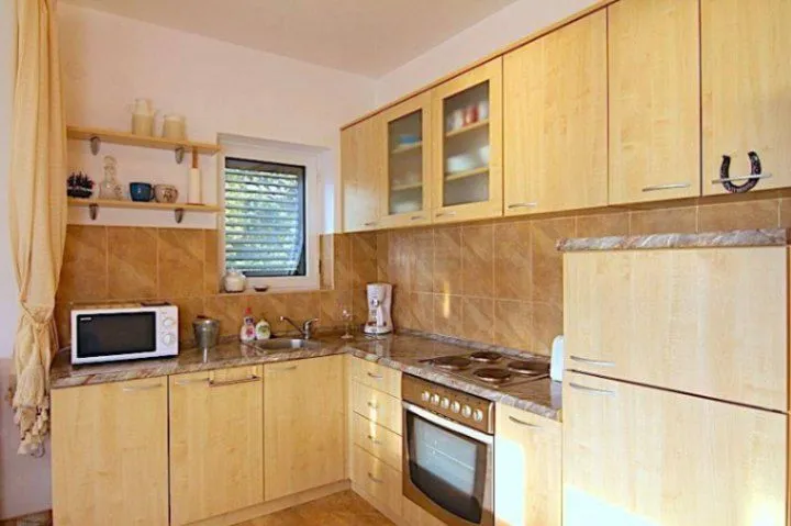 Sale, one bedroom apartment, 42m², Dobrota, Kotor