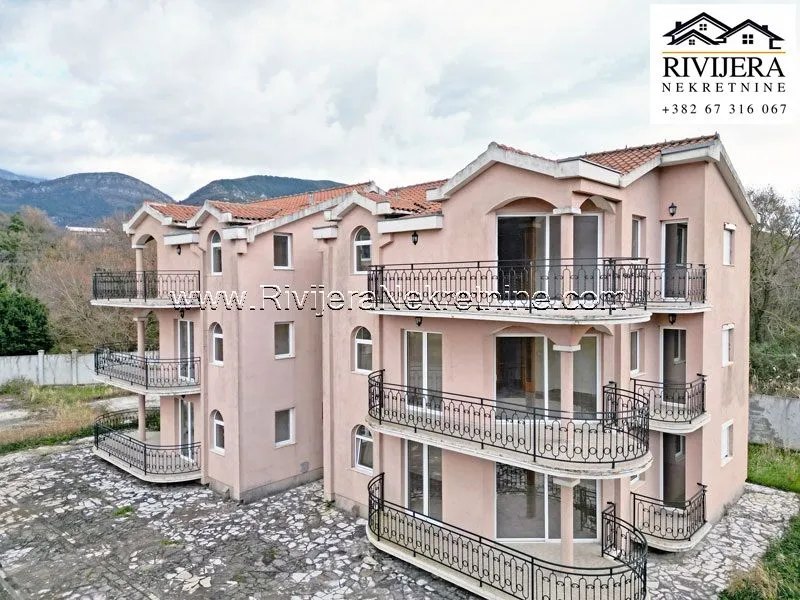Prodaja, dvosoban stan, 80m², Radanovići, Kotor