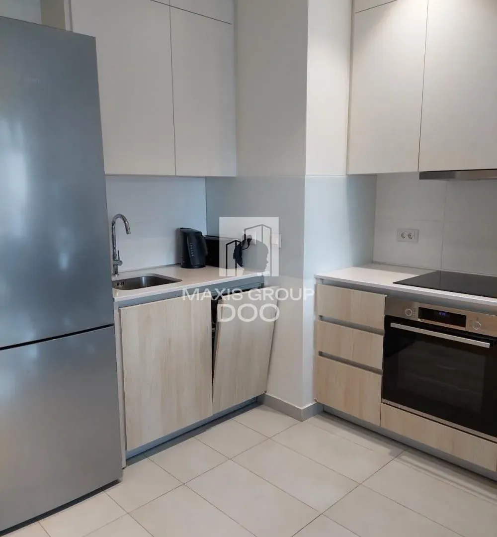 Prodaja, trosoban stan, 79m², Savski Venac, Beograd