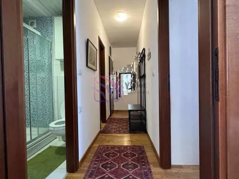 Izdavanje, jednosoban stan, 50m², City Kvart, Podgorica - image 4
