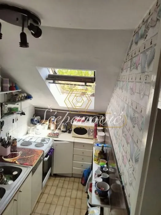 Prodaja, stan, 73m², Novo naselje, Novi Sad