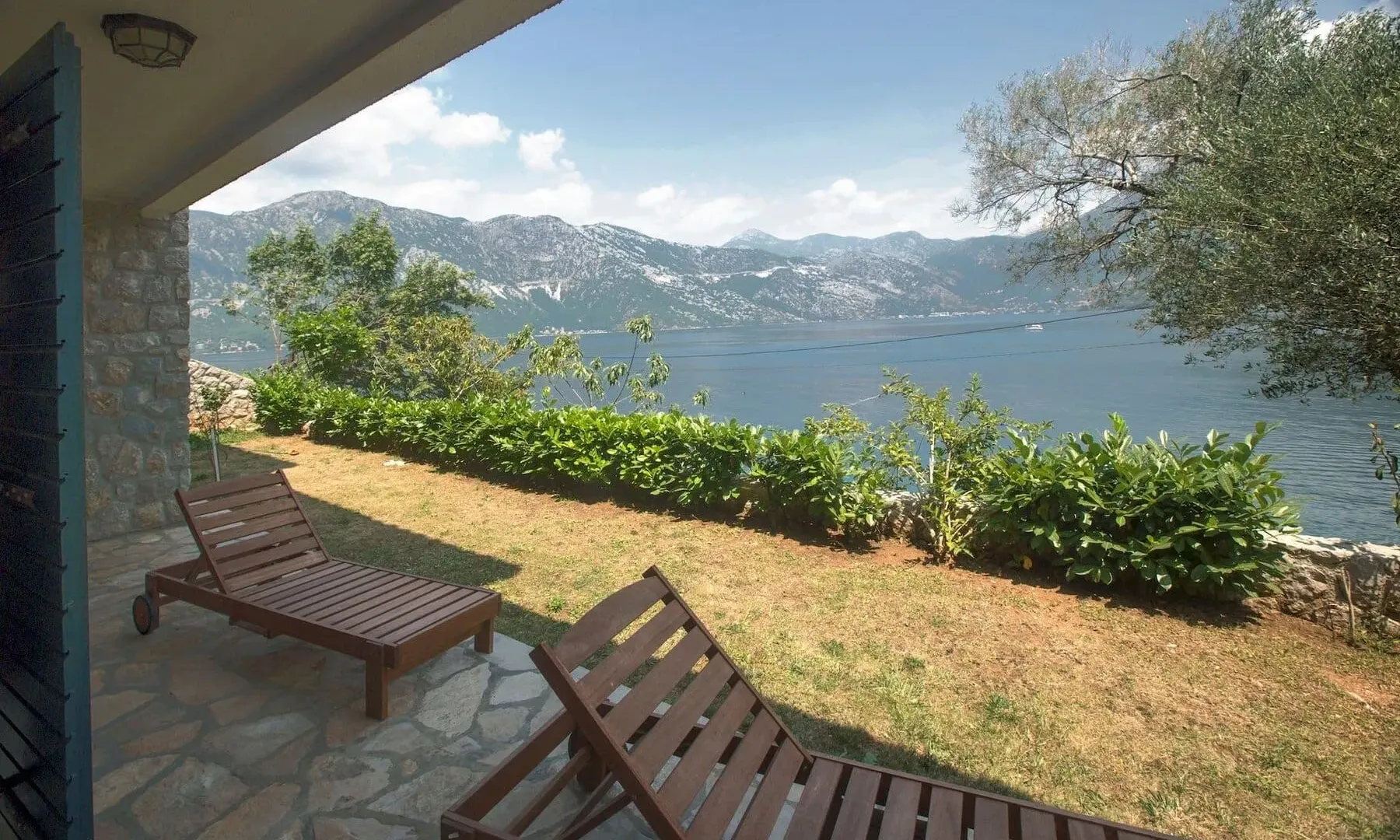 Sale, house, 235m², Kostanjica, Kotor