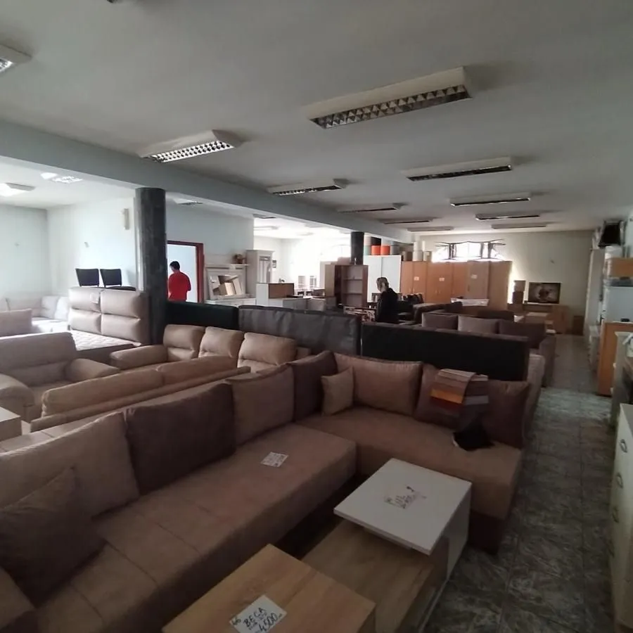 Rent, office space, 500m², Batajnica, Beograd