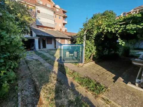 Prodaja, kuća, 136m², Kajsijar, Jagodina - image 46