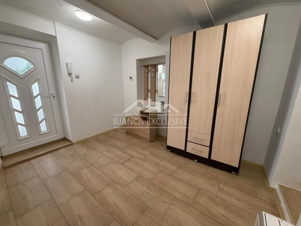 Prodaja, dvosoban stan, 55m², Vukov Spomenik, Zvezdara Sve Podlokacije