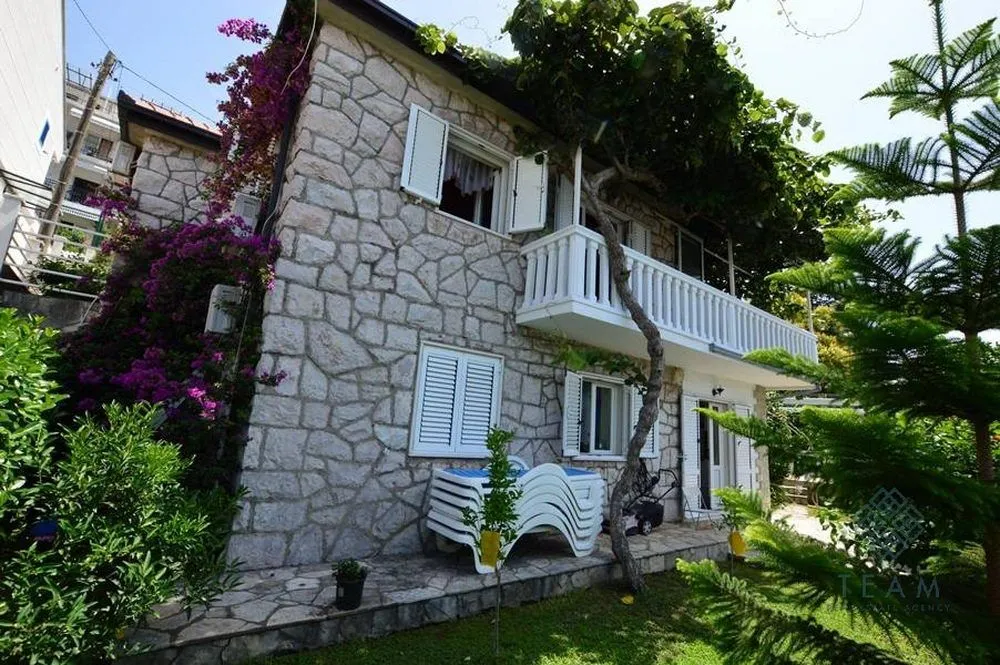 Prodaja, kuća, 427m², Kumbor, Herceg Novi