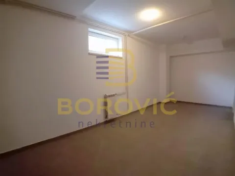 Izdavanje, kuća, 300m², Savski Venac, Beograd - image 15