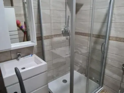 Prodaja, četvorosoban stan, 170m², Sremska Kamenica, Petrovaradin - image 9