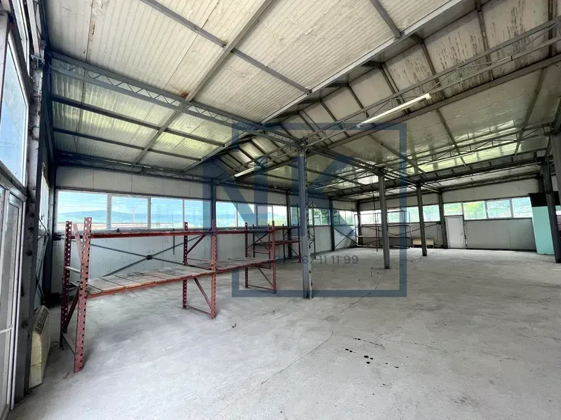 Izdavanje, poslovni prostor, 280m², Mareza, Podgorica