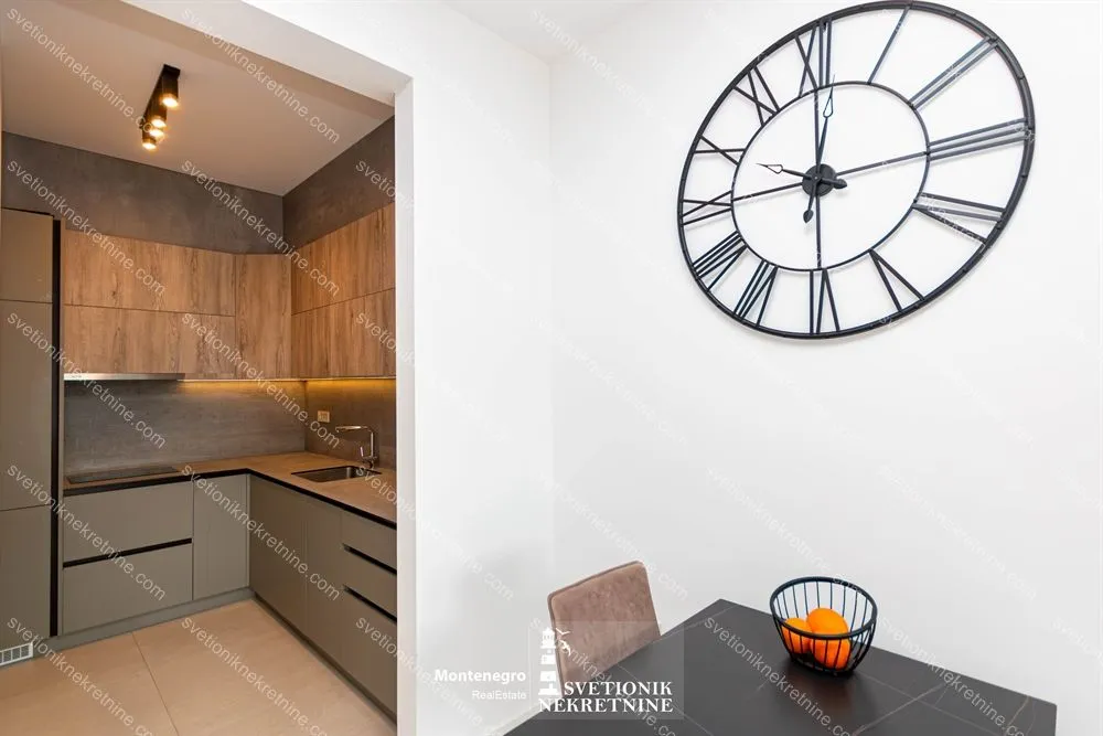 Prodaja, jednosoban stan, 49m², Baošići, Herceg Novi