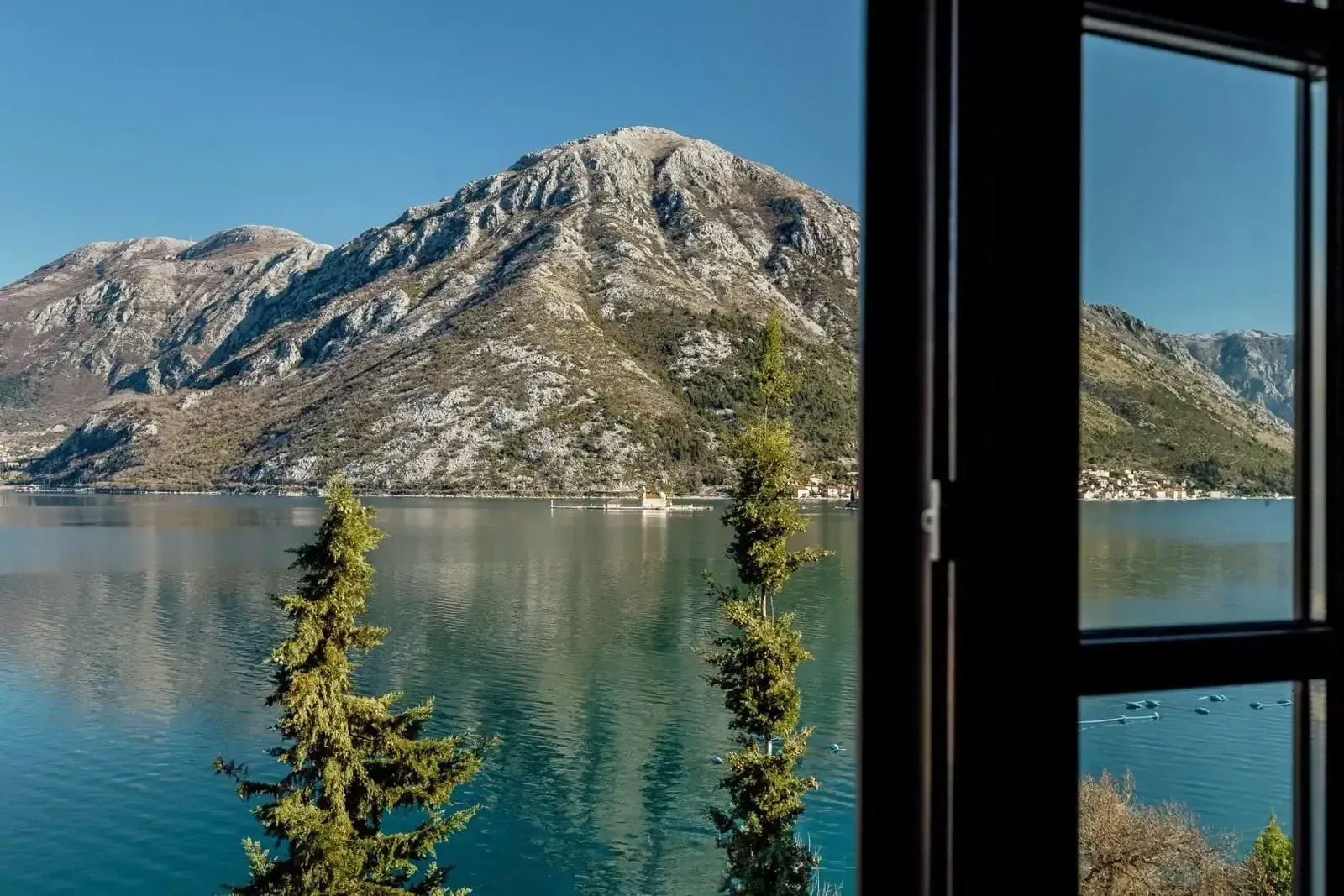 Prodaja, trosoban stan, 92m², Kostanjica, Kotor