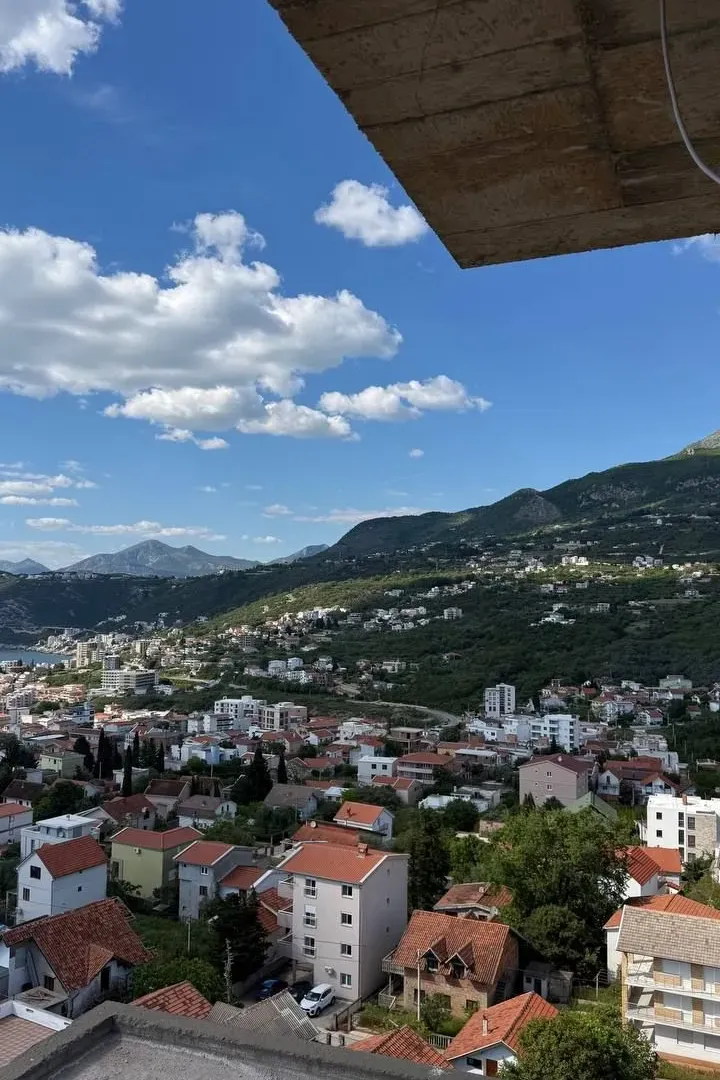 Prodaja, jednosoban stan, 60m², Dobra Voda, Budva