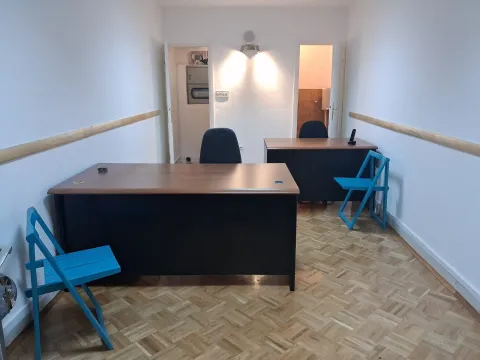 Rent, office space, 20m², Blok 5, Podgorica - image 2