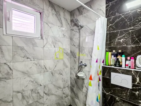 Sale, two bedroom apartment, 59m², Petrovac, Budva - image 14