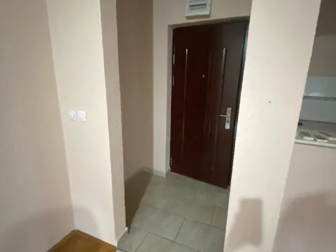 Rent, two bedroom apartment, 69m², Ljubović, Podgorica - image 11