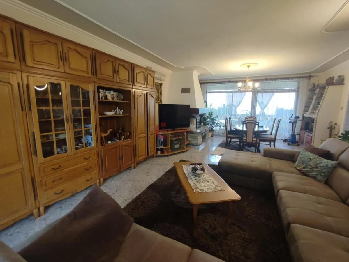 Prodaja, kuća, 300m², Hajdukovo, Subotica