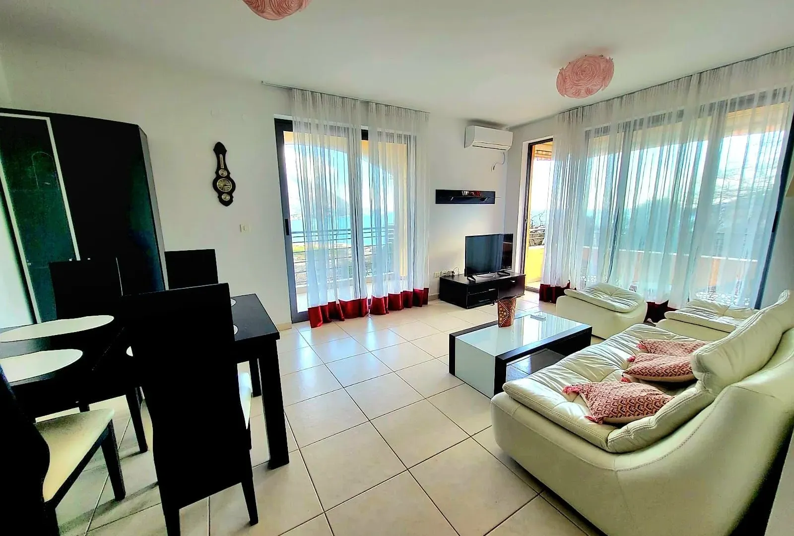 Prodaja, dvosoban stan, 64m², Bečići, Budva