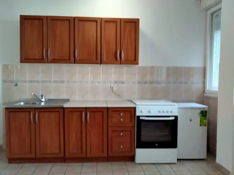 Rent, one bedroom apartment, 33m², Centar, Podgorica - image 4
