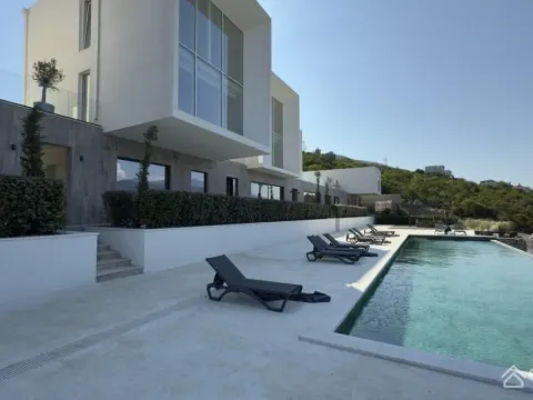 Sale, two bedroom apartment, 129m², Krašići, Tivat - image 5