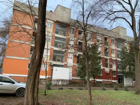 Prodaja, dvosoban stan, 47m², Odžaci, Srbija - image 1