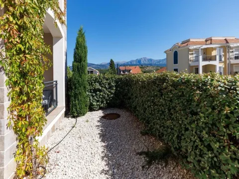 Prodaja, jednosoban stan, 50m², Luštica Bay, Tivat - image 10