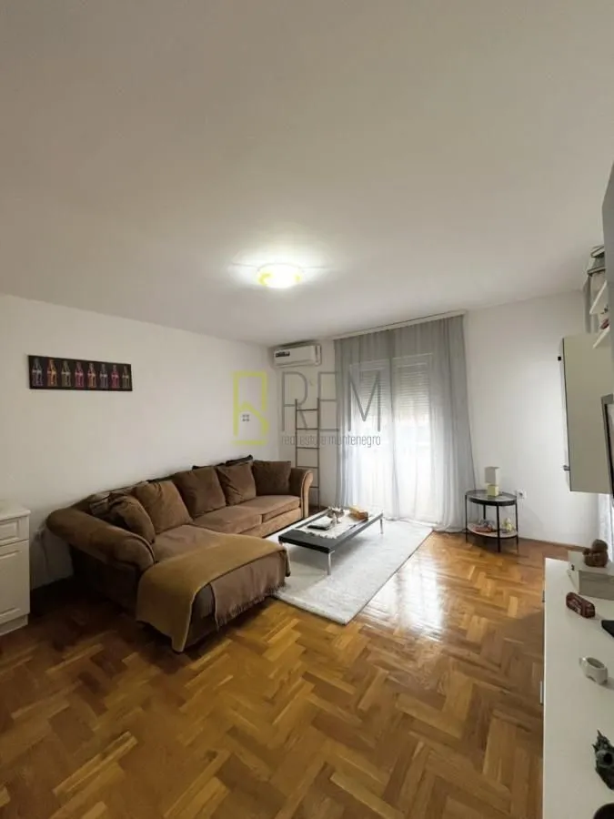 Prodaja, jednosoban stan, 60m², Zagorič, Podgorica
