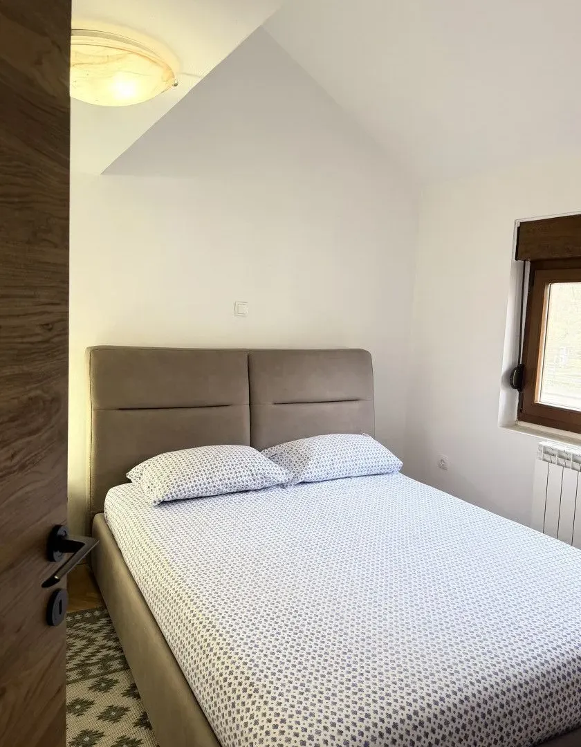 Rent, apartment, 300m², Gorica C, Podgorica