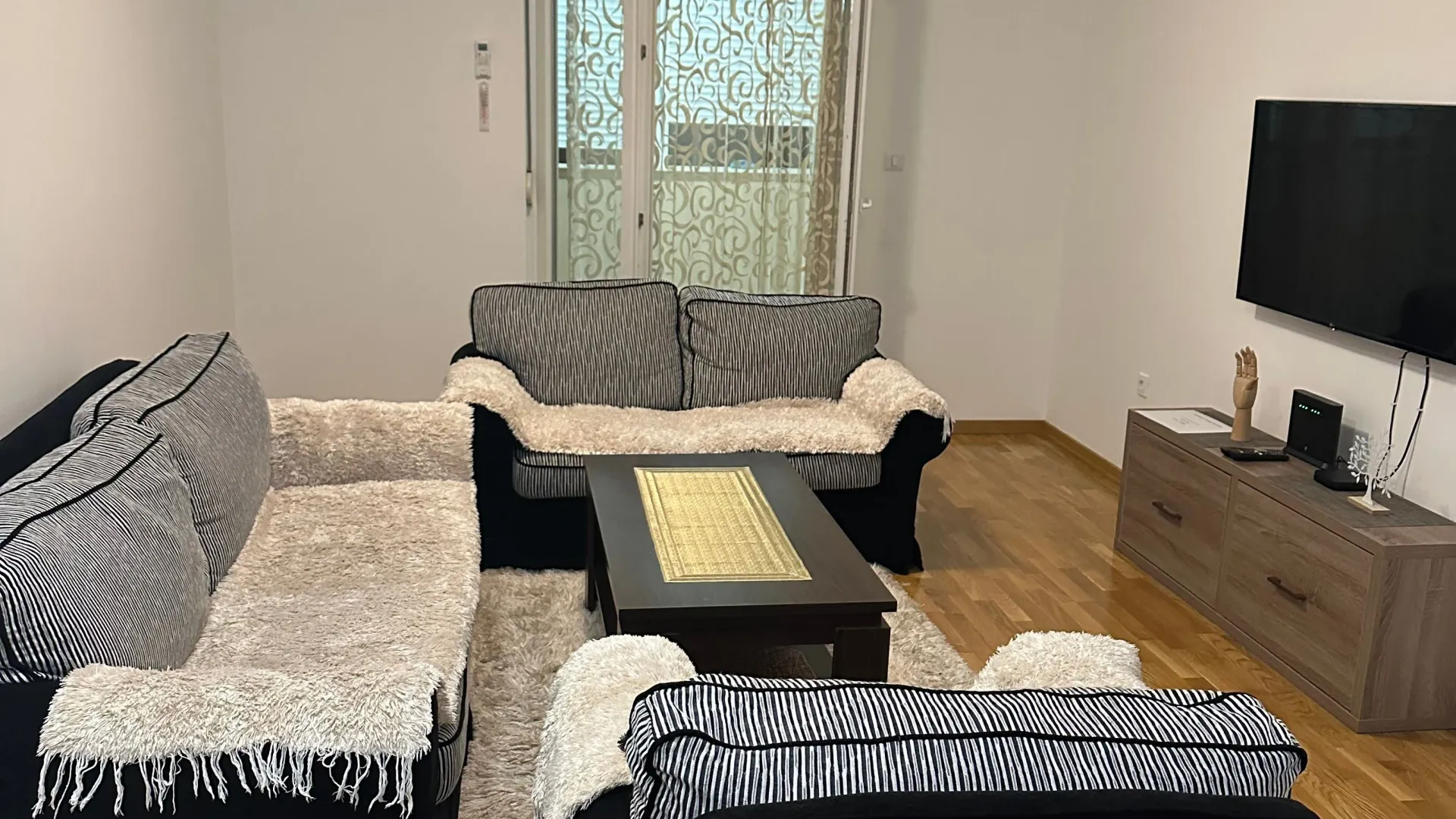 Stan-na-dan, jednosoban stan, 50m², Tuški Put, Podgorica