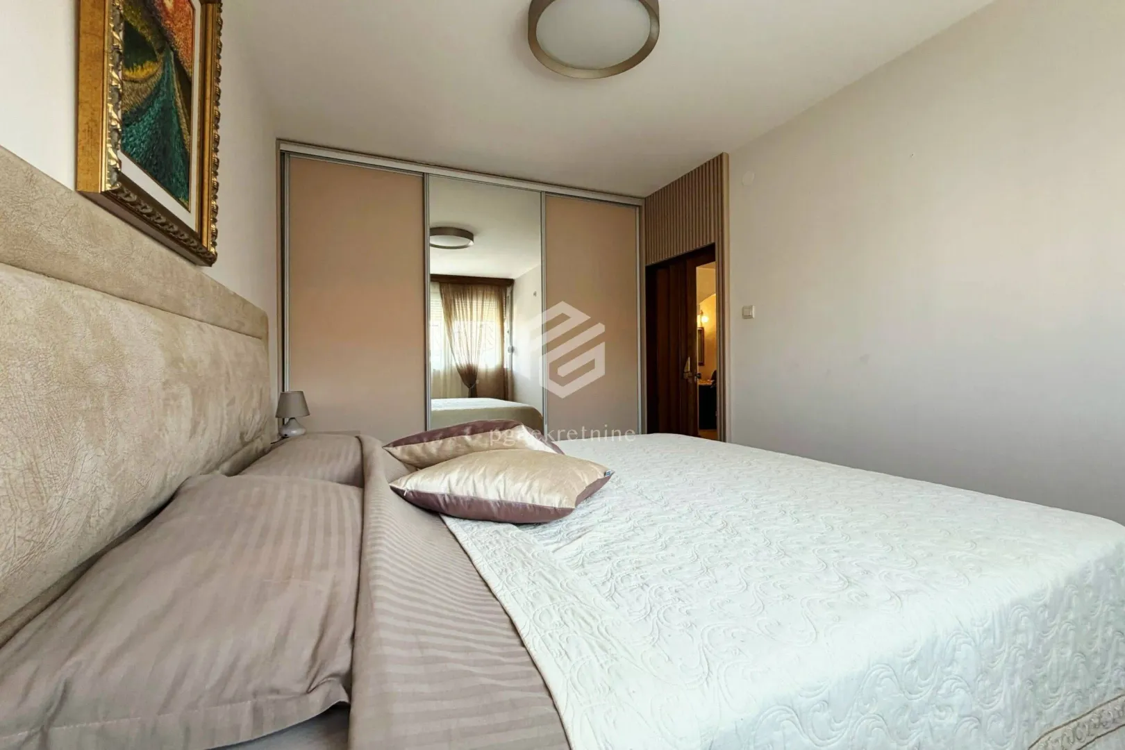 Izdavanje, dvosoban stan, 74m², Preko Morače, Podgorica