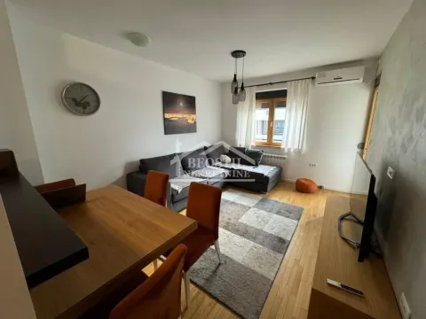 Stan in Zemun Sve Podlokacije