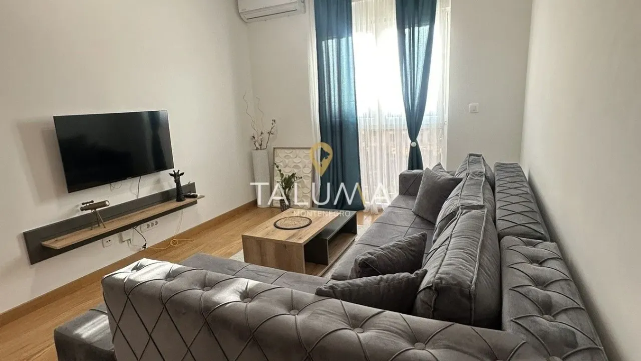 Rent, one bedroom apartment, 43m², City Kvart, Podgorica