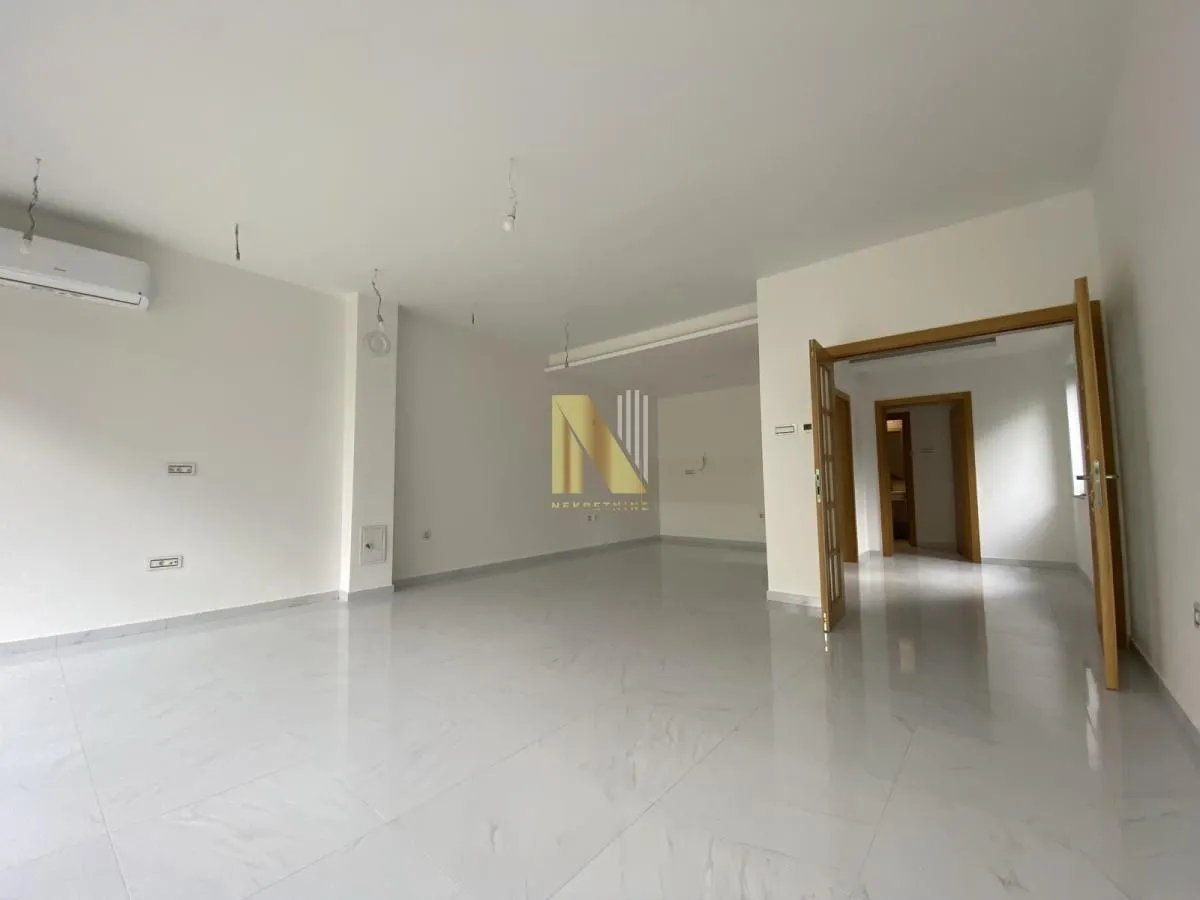 Rent, office space, 181m², Sremska Kamenica, Petrovaradin