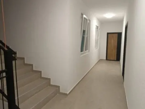 Prodaja, jednosoban stan, 45m², Zabjelo, Podgorica - image 8