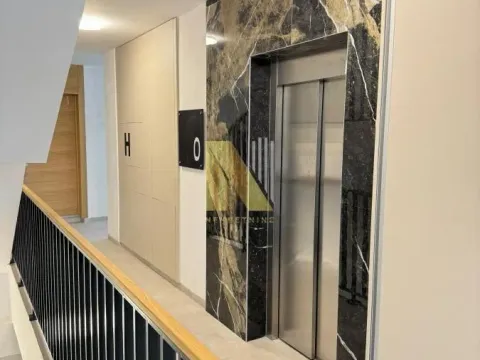 Sale, two bedroom apartment, 82m², Klisa, Novi Sad Sve Podlokacije - image 17