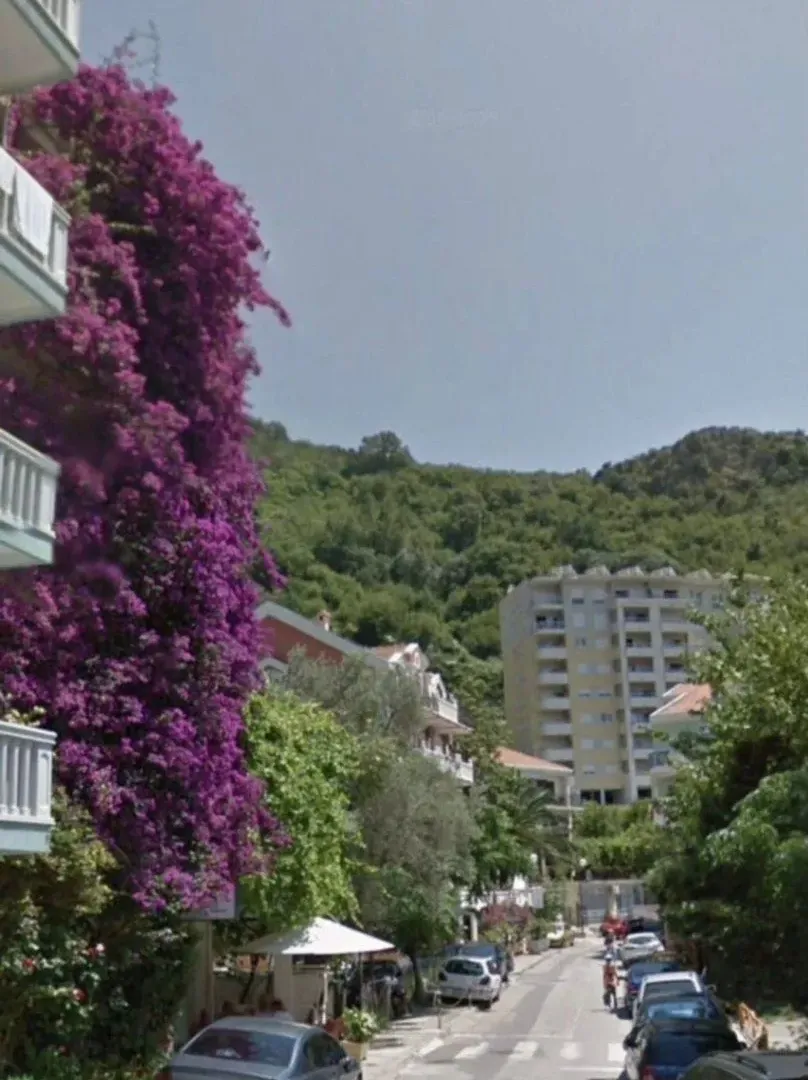 Sale, two bedroom apartment, 72m², Rafailovići, Budva