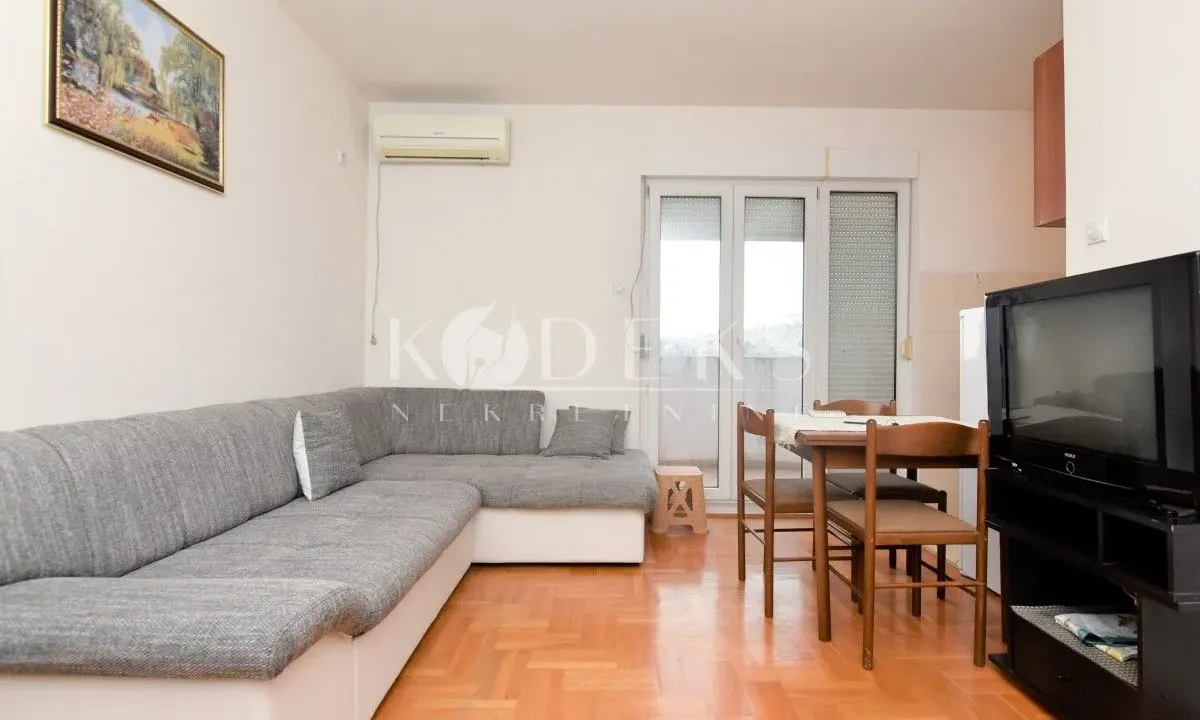 Izdavanje, jednosoban stan, 38m², Zabjelo, Podgorica