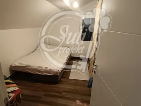 Sale, two bedroom apartment, 80m², Centar, Stara Pazova - image 2