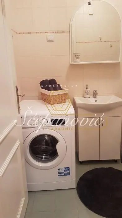 Prodaja, dvosoban stan, 49m², Socijalno, Novi Sad Sve Podlokacije