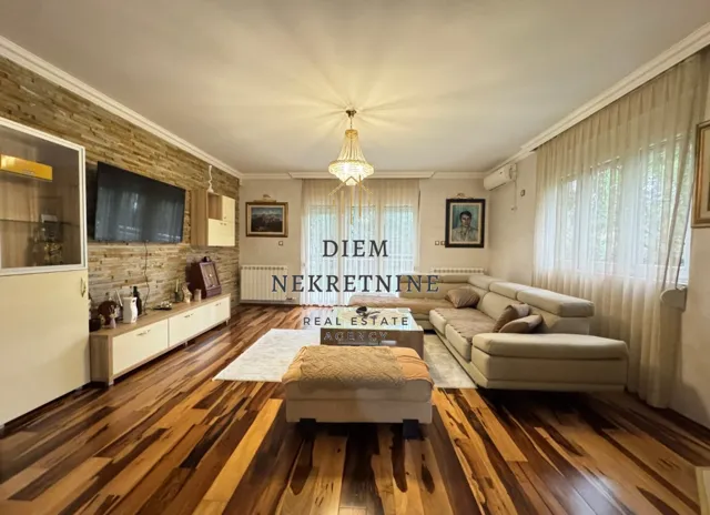 Rent, house, 175m², Podgorica, Crna Gora