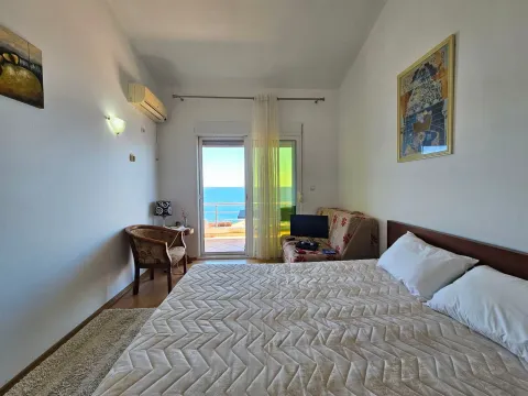 Izdavanje, kuća, 180m², Dobre Vode, Bar - image 4
