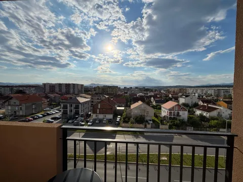 Rent, one bedroom apartment, 45m², Stari Aerodrom, Podgorica - image 13