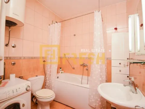 Izdavanje, dvosoban stan, 71m², Preko Morače, Podgorica - image 8