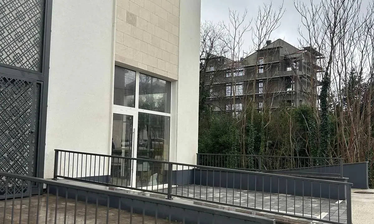 Prodaja, poslovni prostor, 90m², Radovići, Tivat