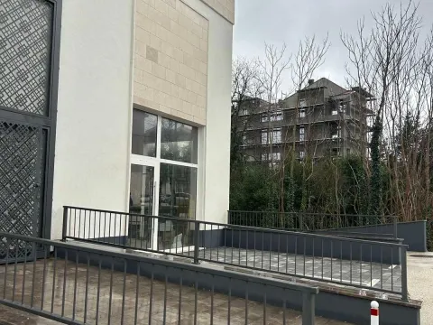 Poslovni prostor in Radovići