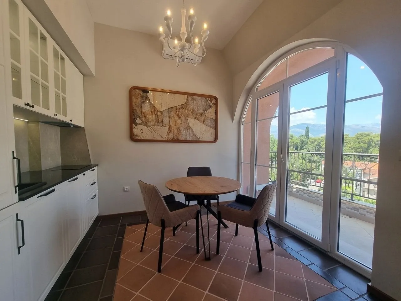 Prodaja, jednosoban stan, 49m², Centar, Tivat